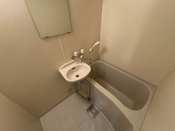 ロワールタケウチ