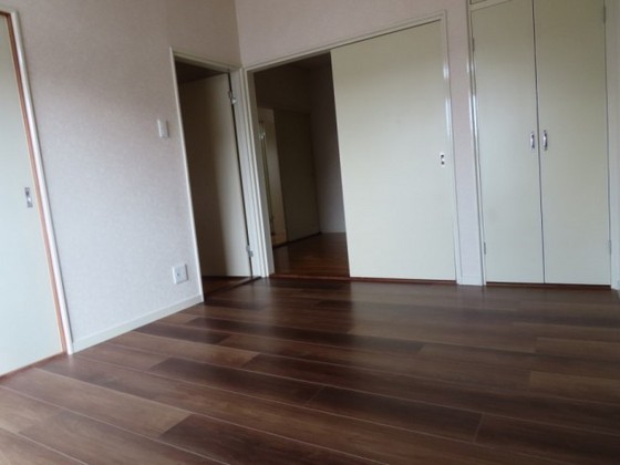 プレジデント峰高