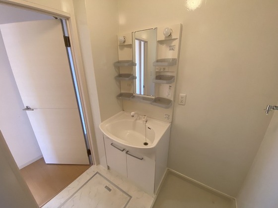 リビングタウン岩国A棟