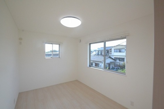 エルシスガーデン府中町