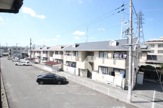 鶴江ハイツ吉本