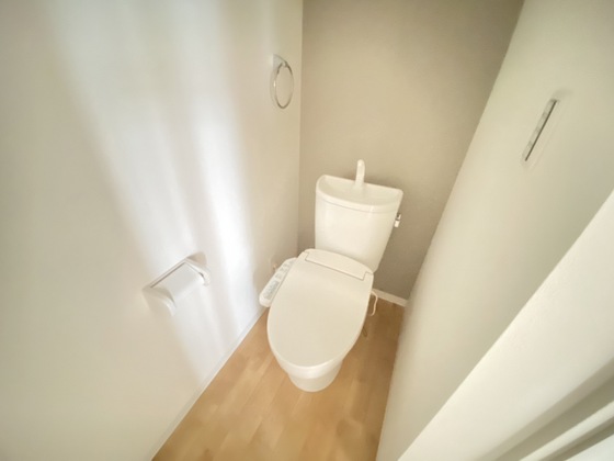 プレゼンス庚午北