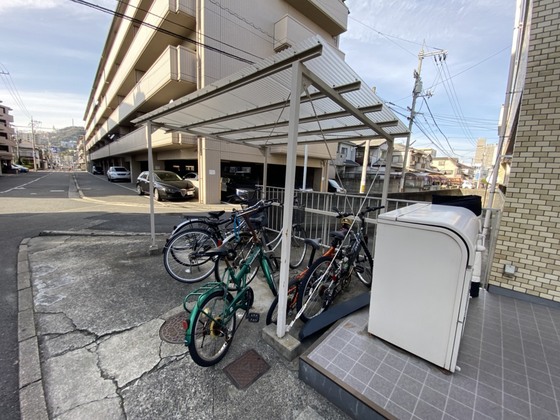 プレゼンス庚午北