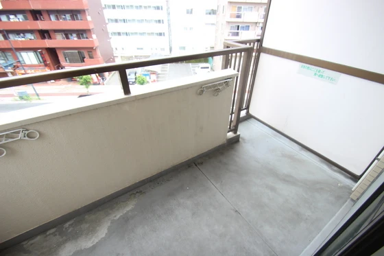 西本ビル(中広)