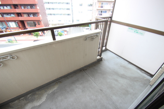 西本ビル(中広)