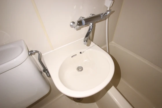 西本ビル(中広)