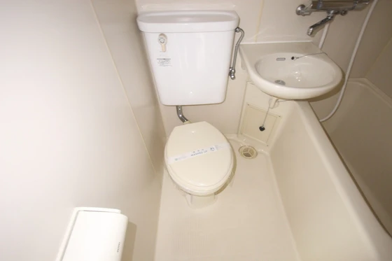 西本ビル(中広)