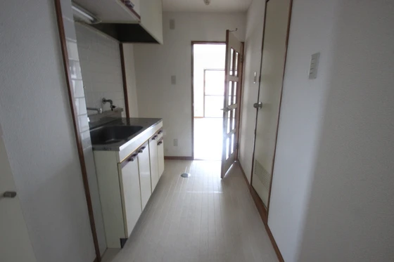 西本ビル(中広)