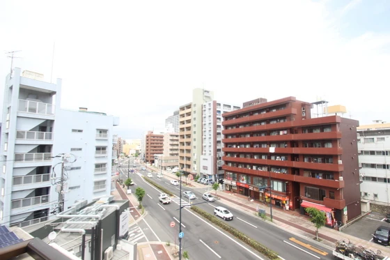 西本ビル(中広)