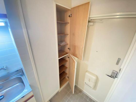 西本ビル(中広)