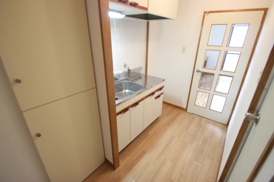 西本ビル(中広)