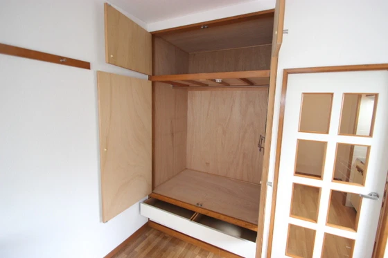 西本ビル(中広)