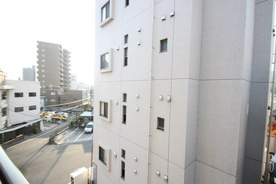 西本ビル(中広)