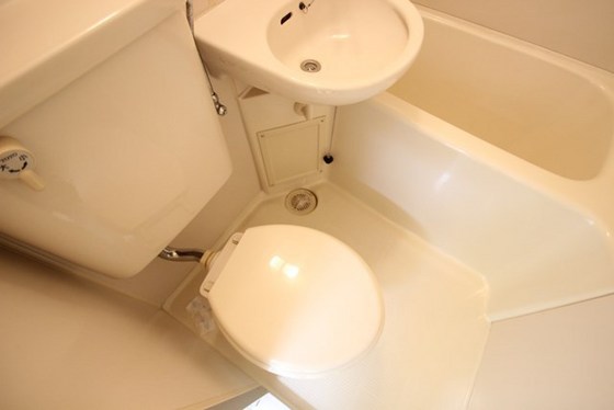 西本ビル(中広)