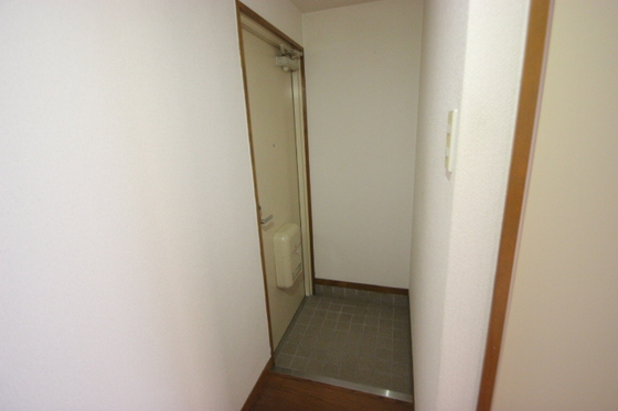 西本ビル(中広)