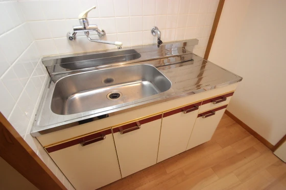 西本ビル(中広)