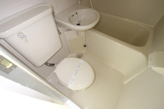 西本ビル(中広)