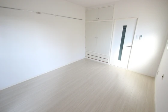 西本ビル(中広)