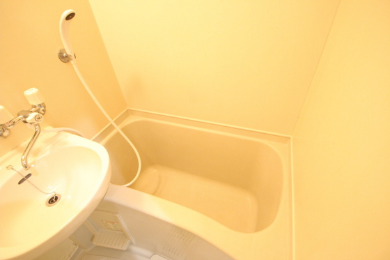 ユーハイム緑井A棟