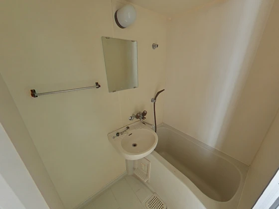 ユーハイム緑井A棟