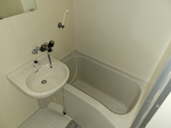 ユーハイム緑井A棟