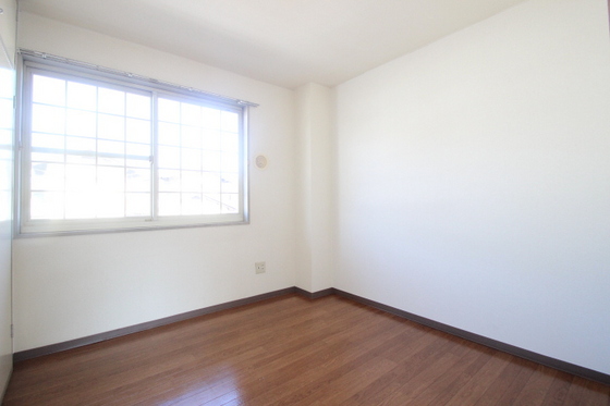 プラドール佐方