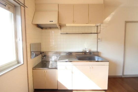 プラドール佐方