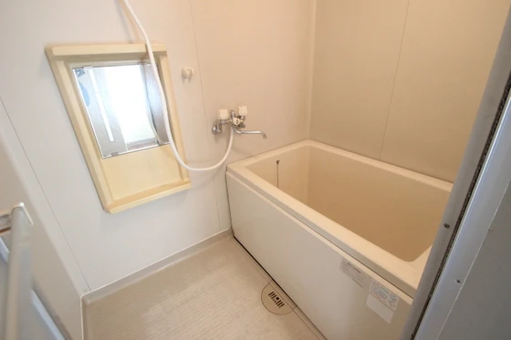 プラドール佐方