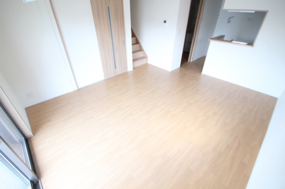 エルメゾン坂原 A