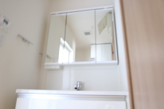 エルメゾン坂原 A