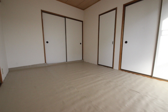 ファミール土井 A棟