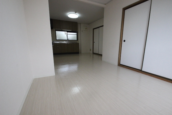 ファミール土井 A棟