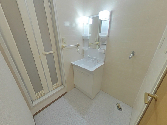 ファミール土井 A棟