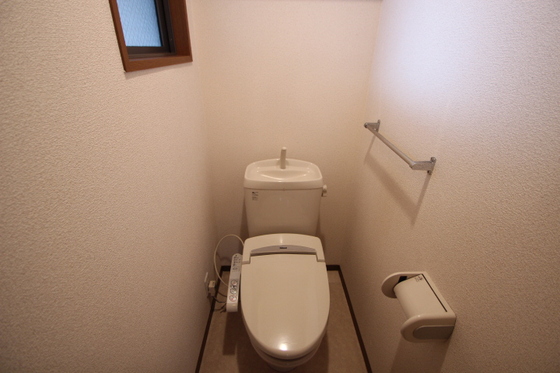 ファミール中筋A