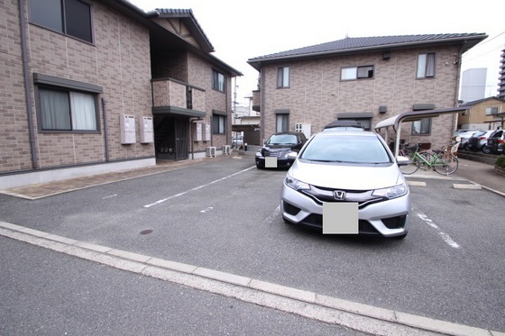 ファミール中筋A