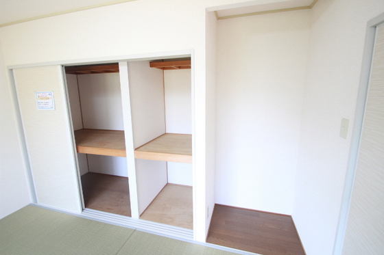 フラッツ チェリーB棟