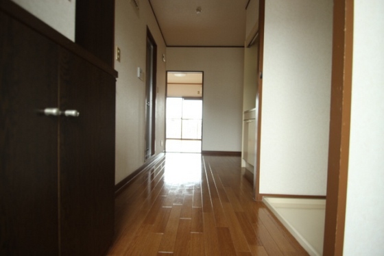 サンサンコート利保