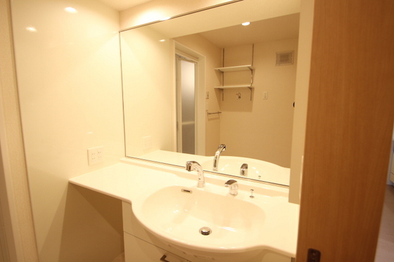 グランソレイユ西原