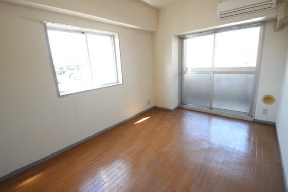 サンローレル串戸