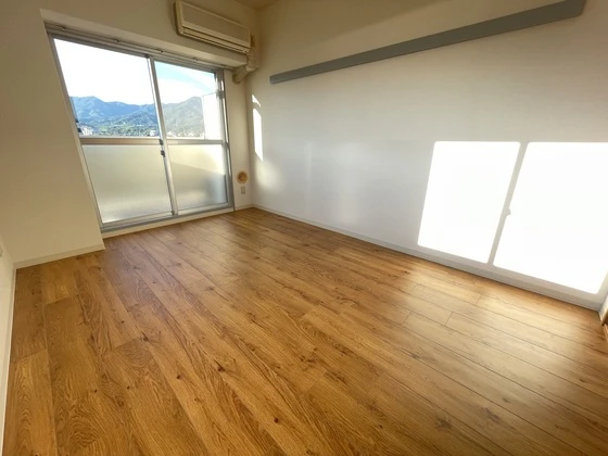 サンローレル串戸