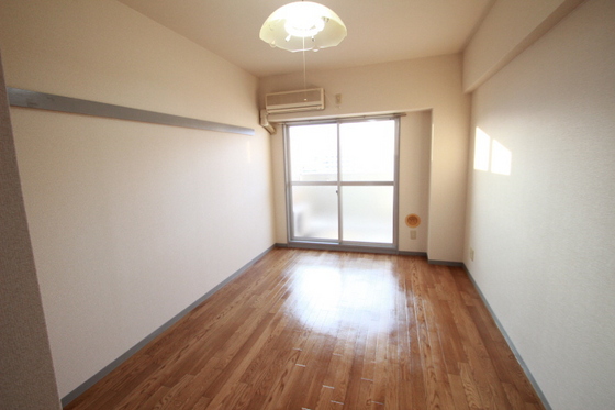 サンローレル串戸