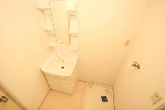 セントラルリバーB棟