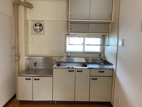 サンローレル宮内A棟