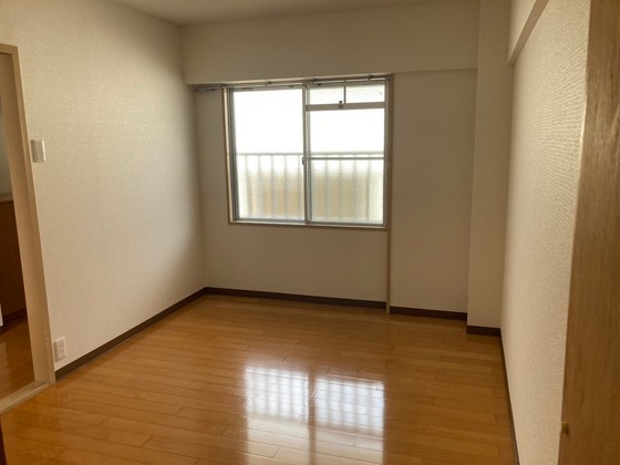 サンローレル宮内A棟