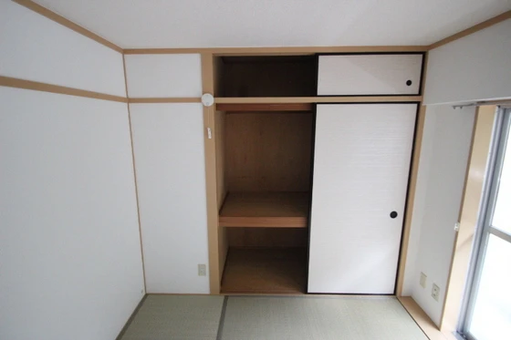 サンローレル宮内A棟