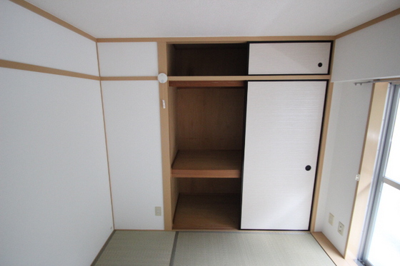 サンローレル宮内A棟