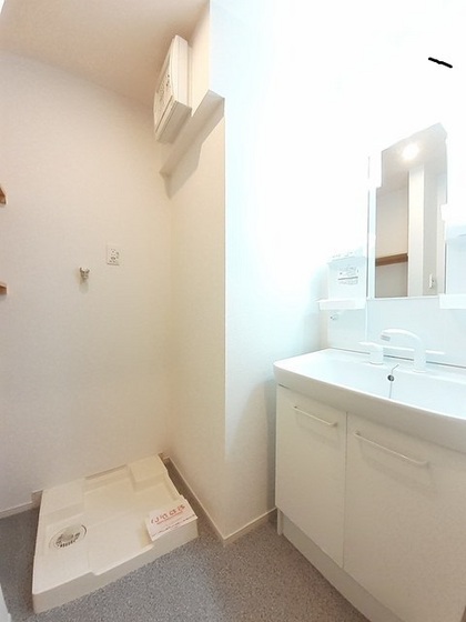 カール・デ・アンジェリークB