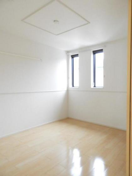 カ-ザ セレ-ナ相田A