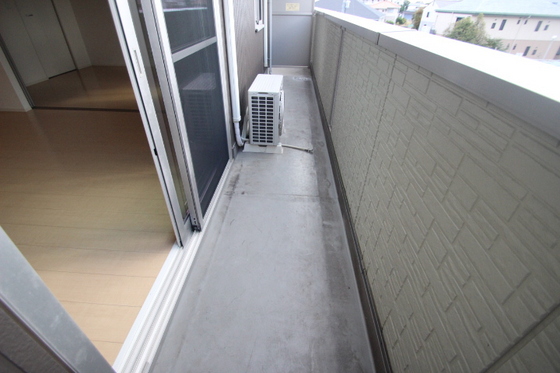 スプリングフィールド A棟