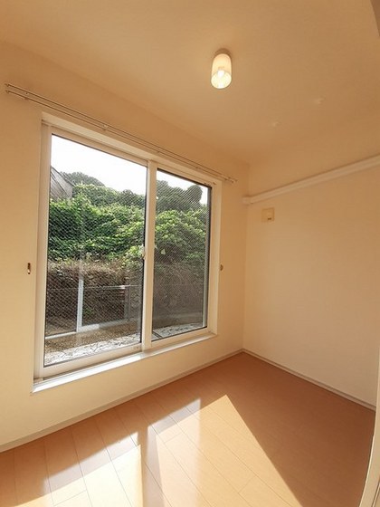 サンビレッジ 和